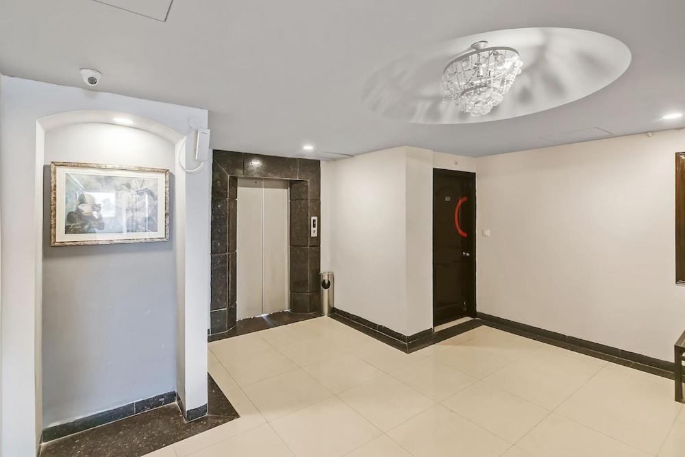 Hotel Queens Tower Amritsar Ngoại thất bức ảnh