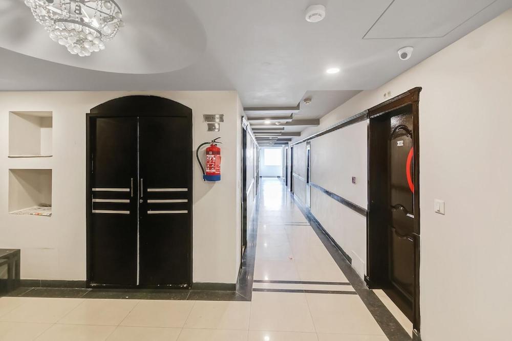 Hotel Queens Tower Amritsar Ngoại thất bức ảnh
