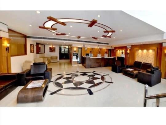 Hotel Queens Tower Amritsar Ngoại thất bức ảnh